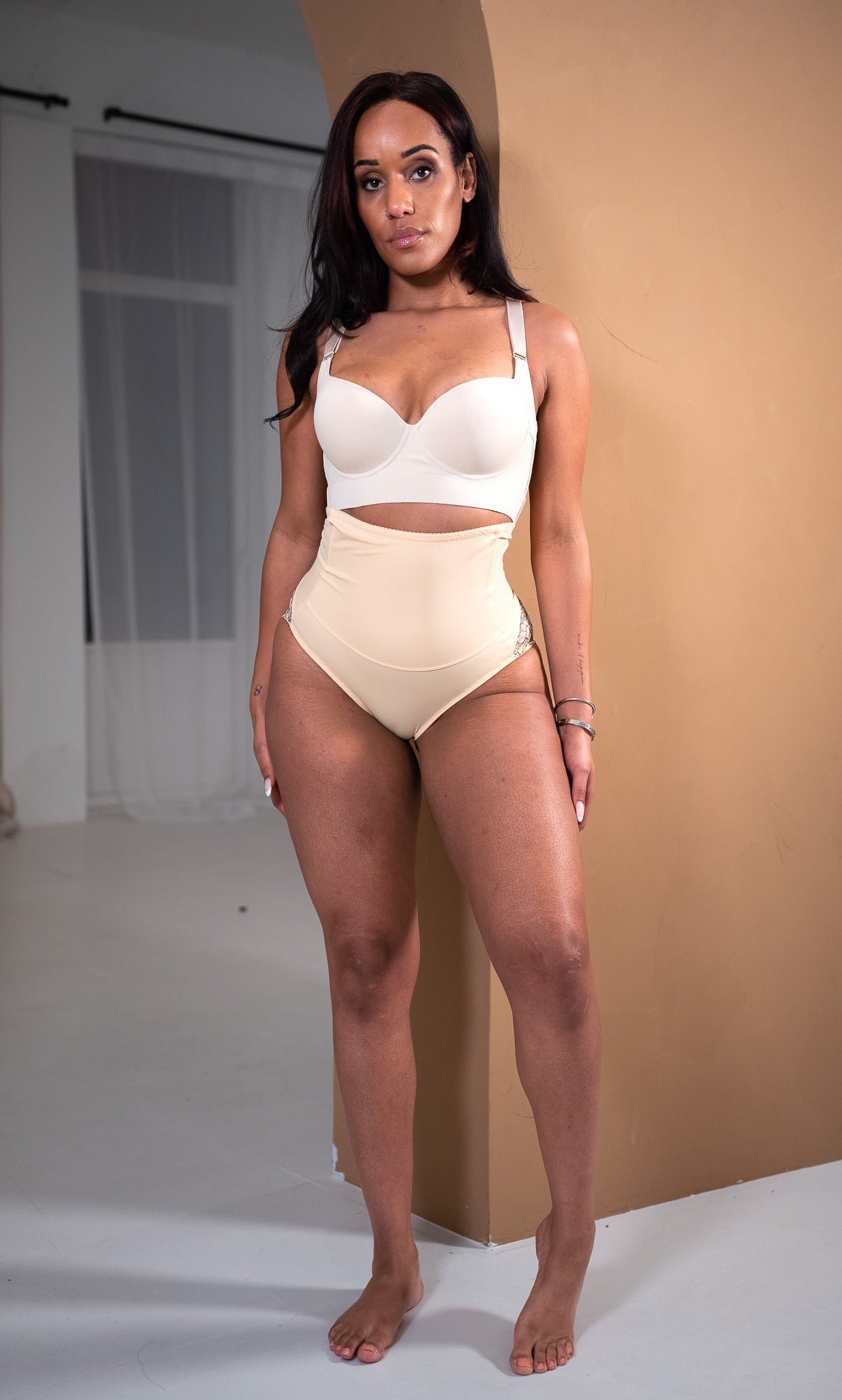 Shapewear-waist trainer-seamless-skims