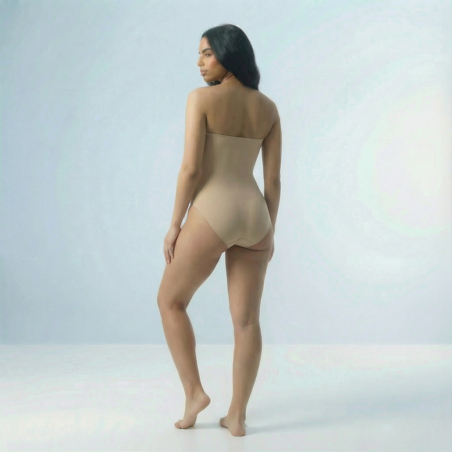 Liva  – Full body shapewear | Onzichtbare shaping, knoopsluiting